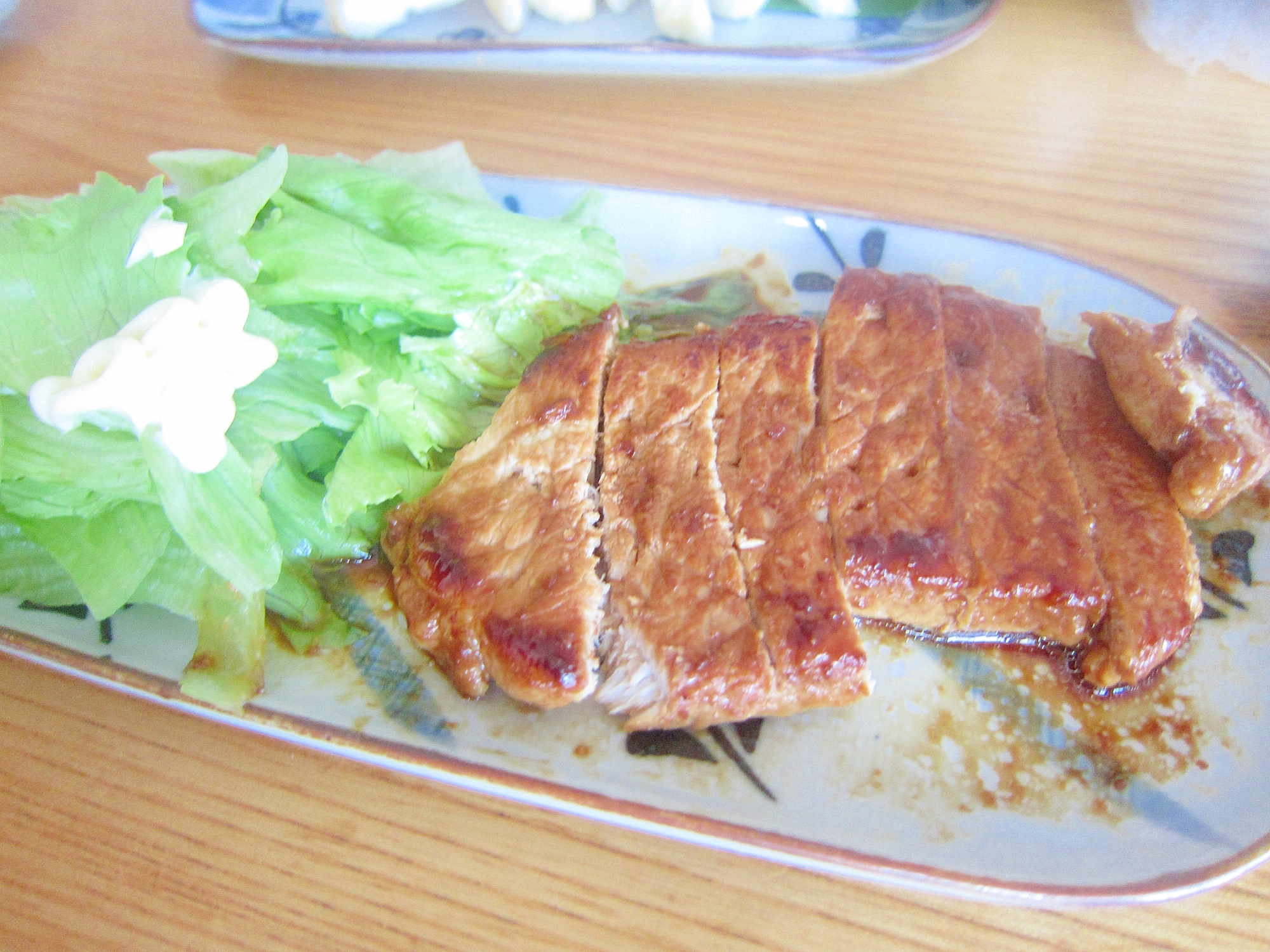 レタスと豚ロースの味噌グリル