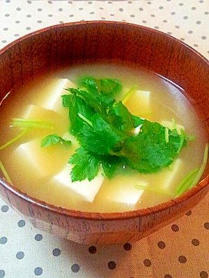 豆腐と三つ葉のすまし汁