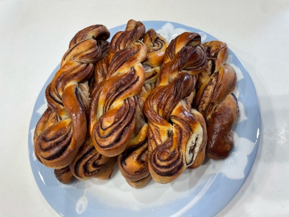大人気のパン❤️チョコツイストパン