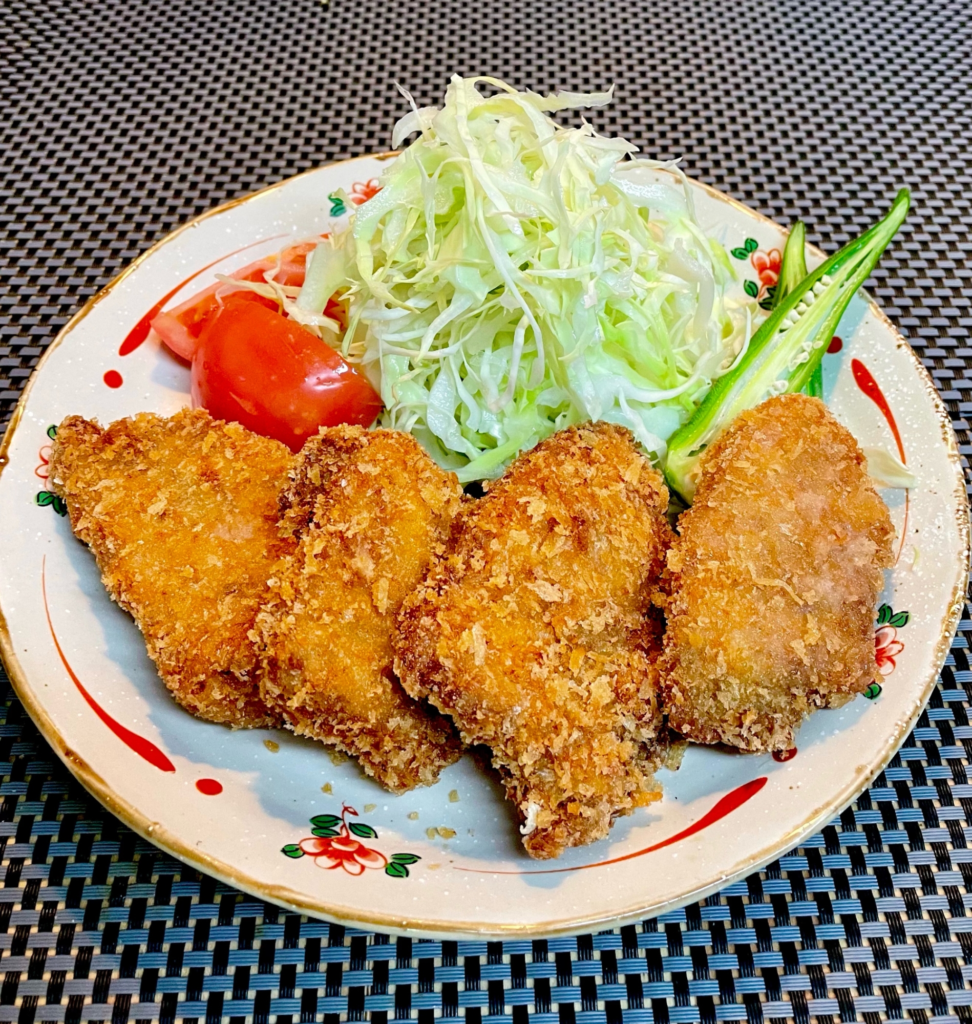 お肉が柔らかくてサクサクカリカリ 一口カツ レシピ 作り方 By もふ 楽天レシピ お肉が柔らかくてサクサクカリカリ 一口カツ レシピ 作り方 By もふ 楽天レシピ