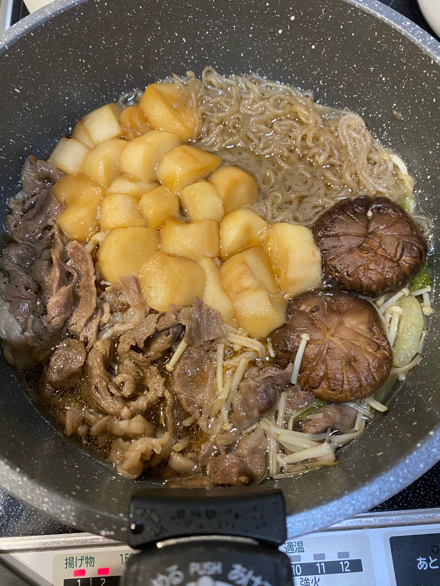 お肉たっぷり♪麩でボリュームUP♪すき焼き！