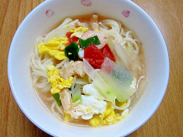 トマトと冬瓜とたまごの中華風にゅうめん