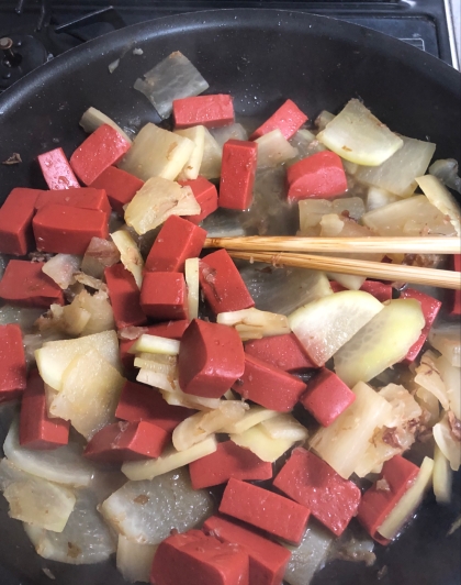 こんにゃくと大根の煮物