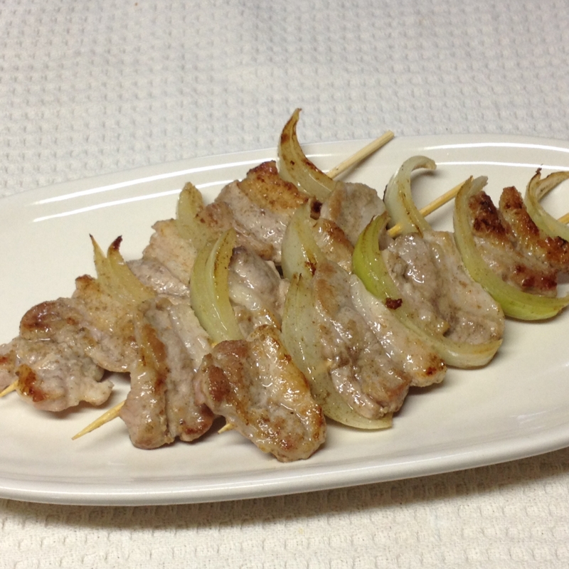 フライパンで焼き鳥 豚バラ玉ねぎ レシピ 作り方 By まかろん 楽天レシピ