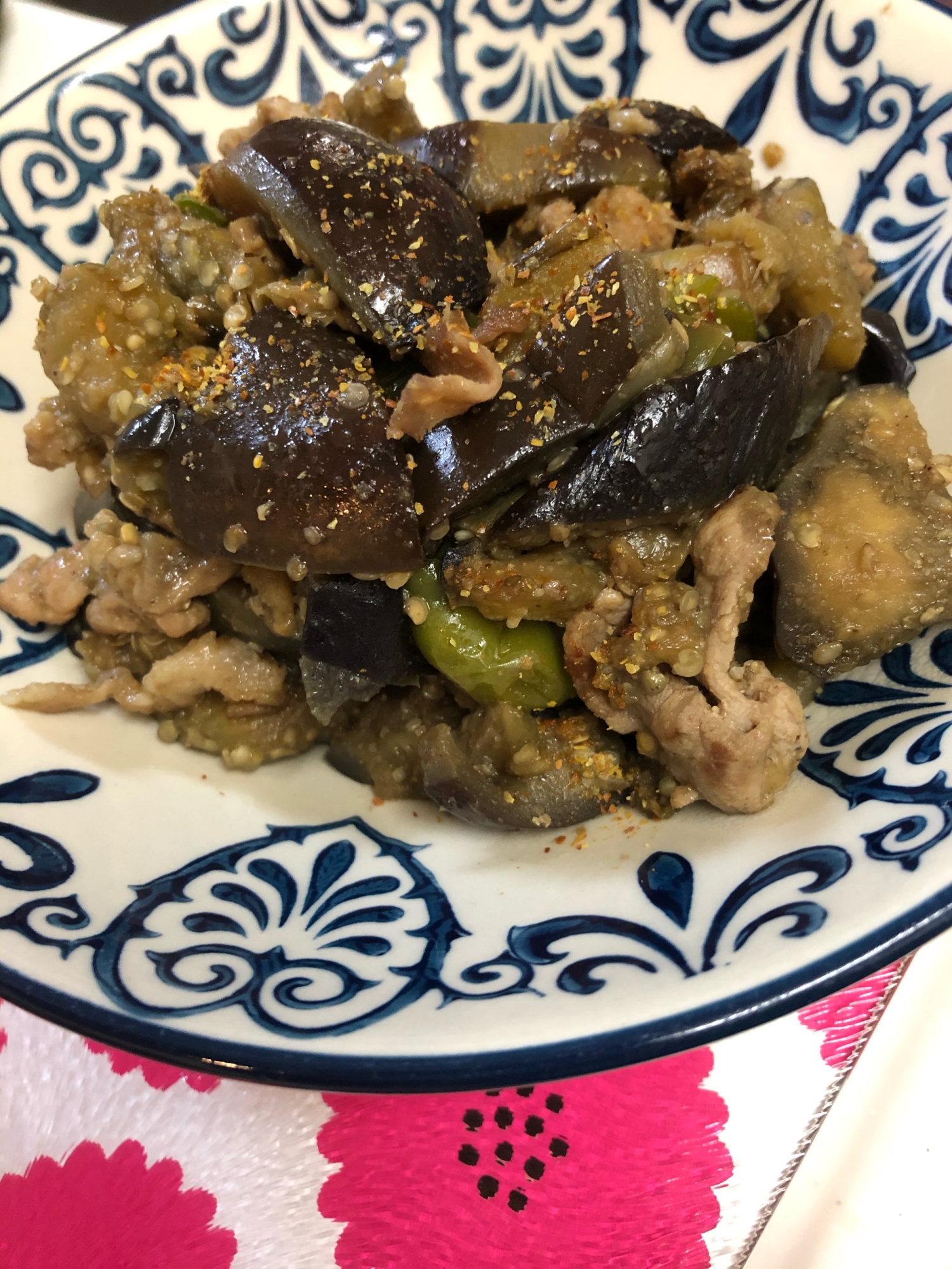 ごはんがすすむ☆ナスとピーマン豚肉の炒め物