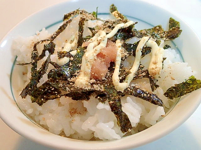 胡麻マヨで　刻み海苔と明太子のっけてご飯