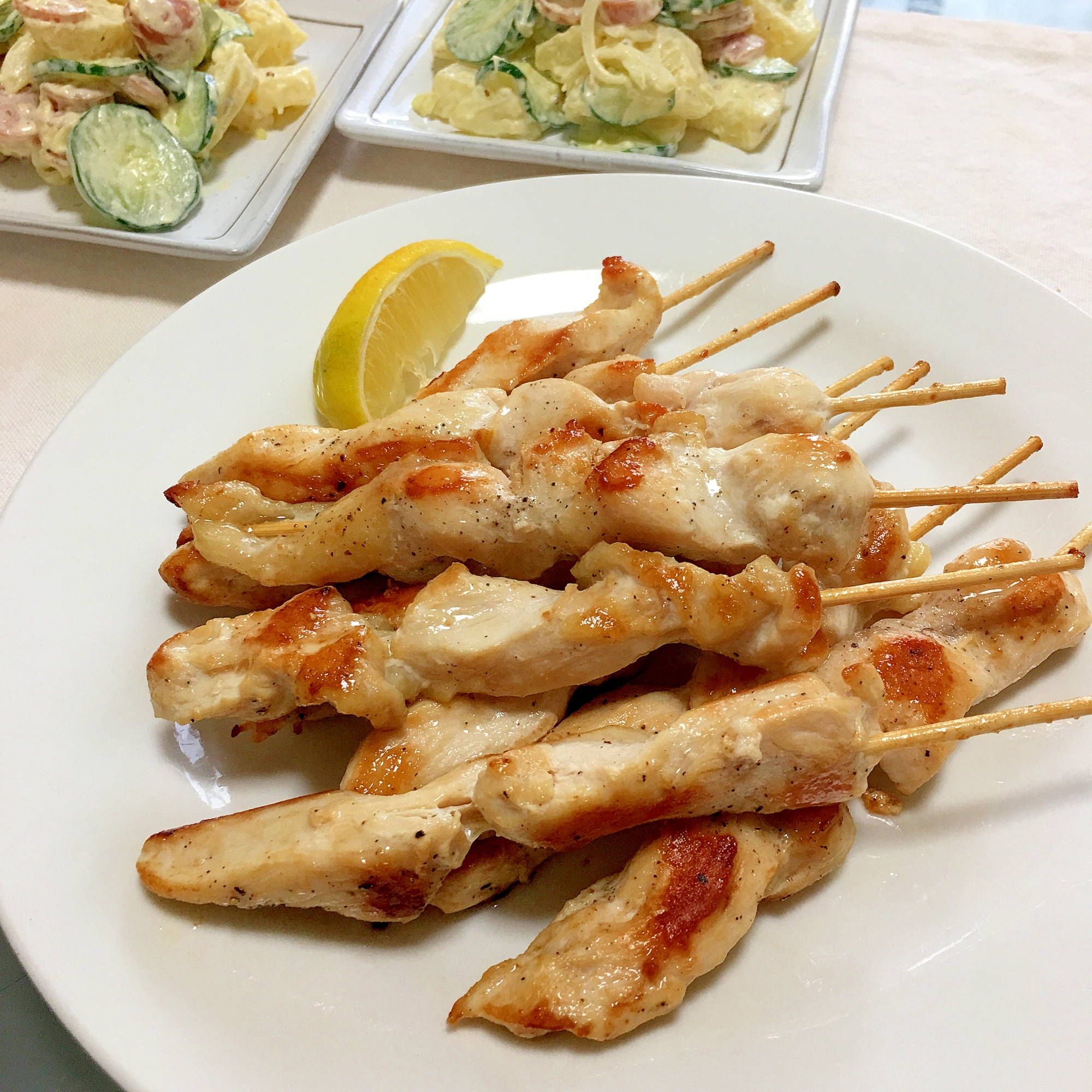 ササミじゃないよ 鶏胸肉の粗挽き塩コショウ串 レシピ 作り方 By Kuuuma 楽天レシピ