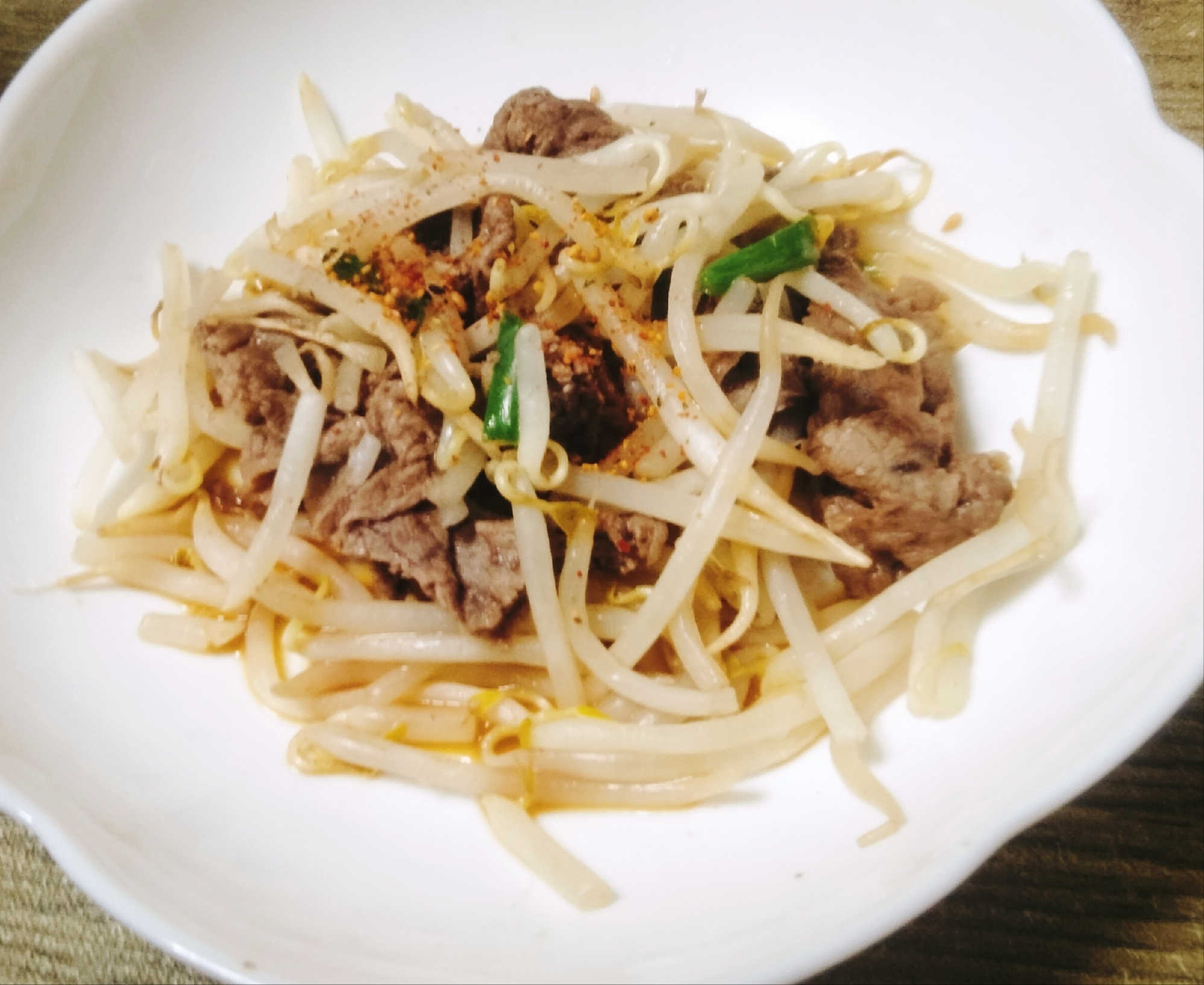 牛肉とモヤシと葱のレンジ蒸しレモンつゆかけ