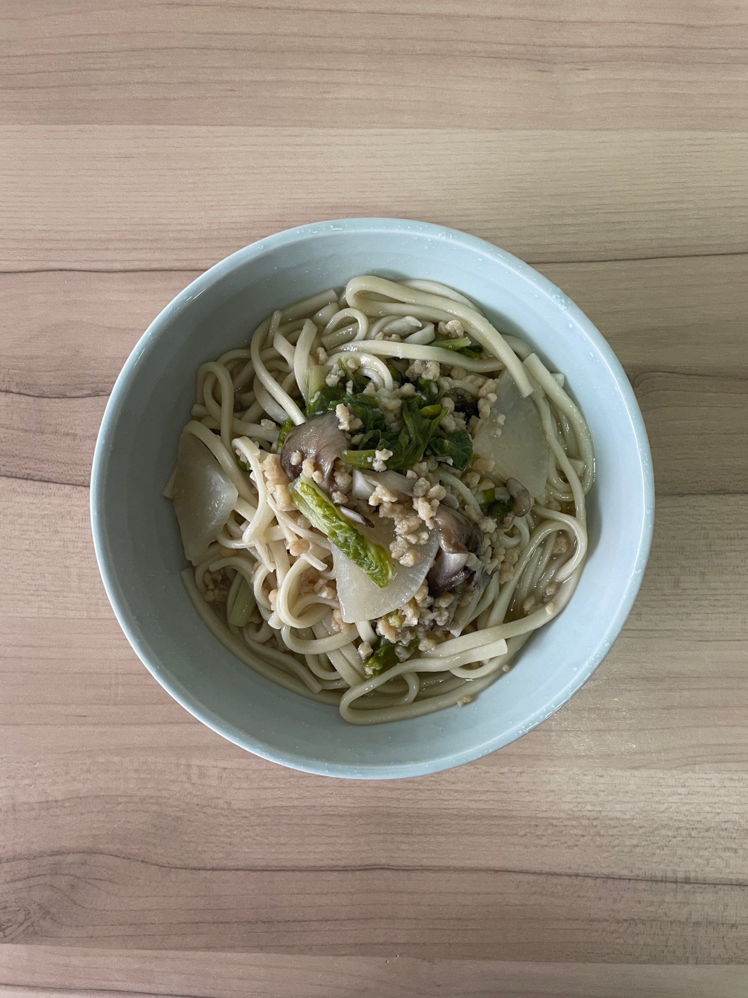 はくさい菜と大根の黒舞茸うどん