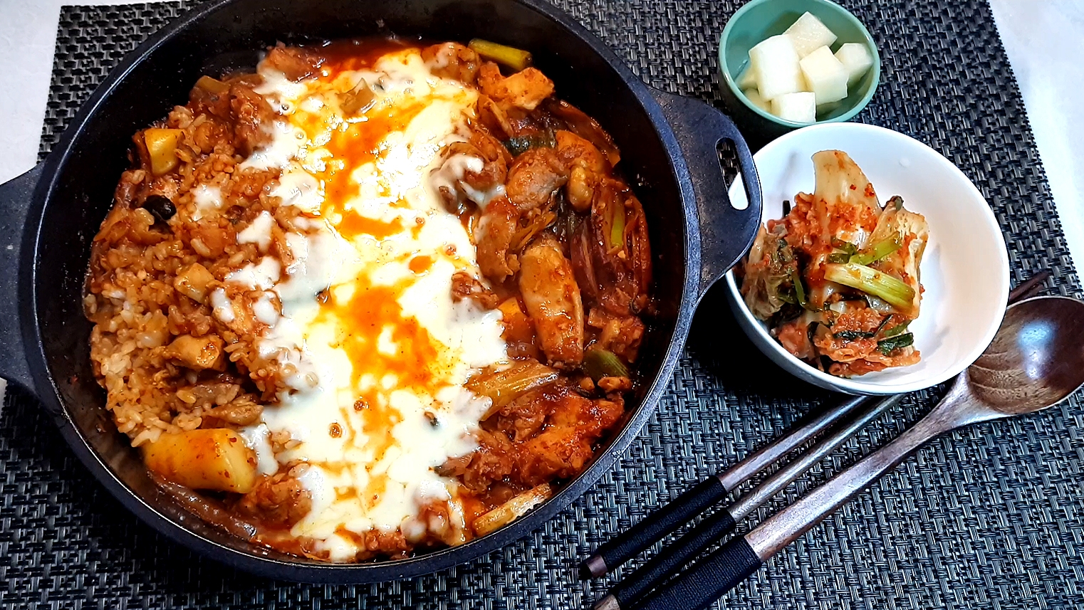 本場のチーズタッカルビを簡単におウチで レシピ 作り方 By Cookim 楽天レシピ