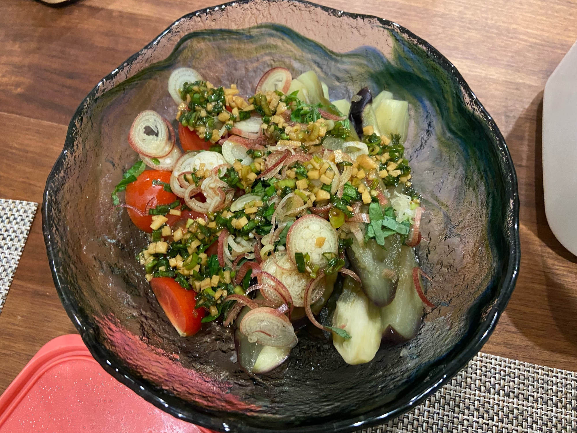 蒸し茄子とトマトのサラダ