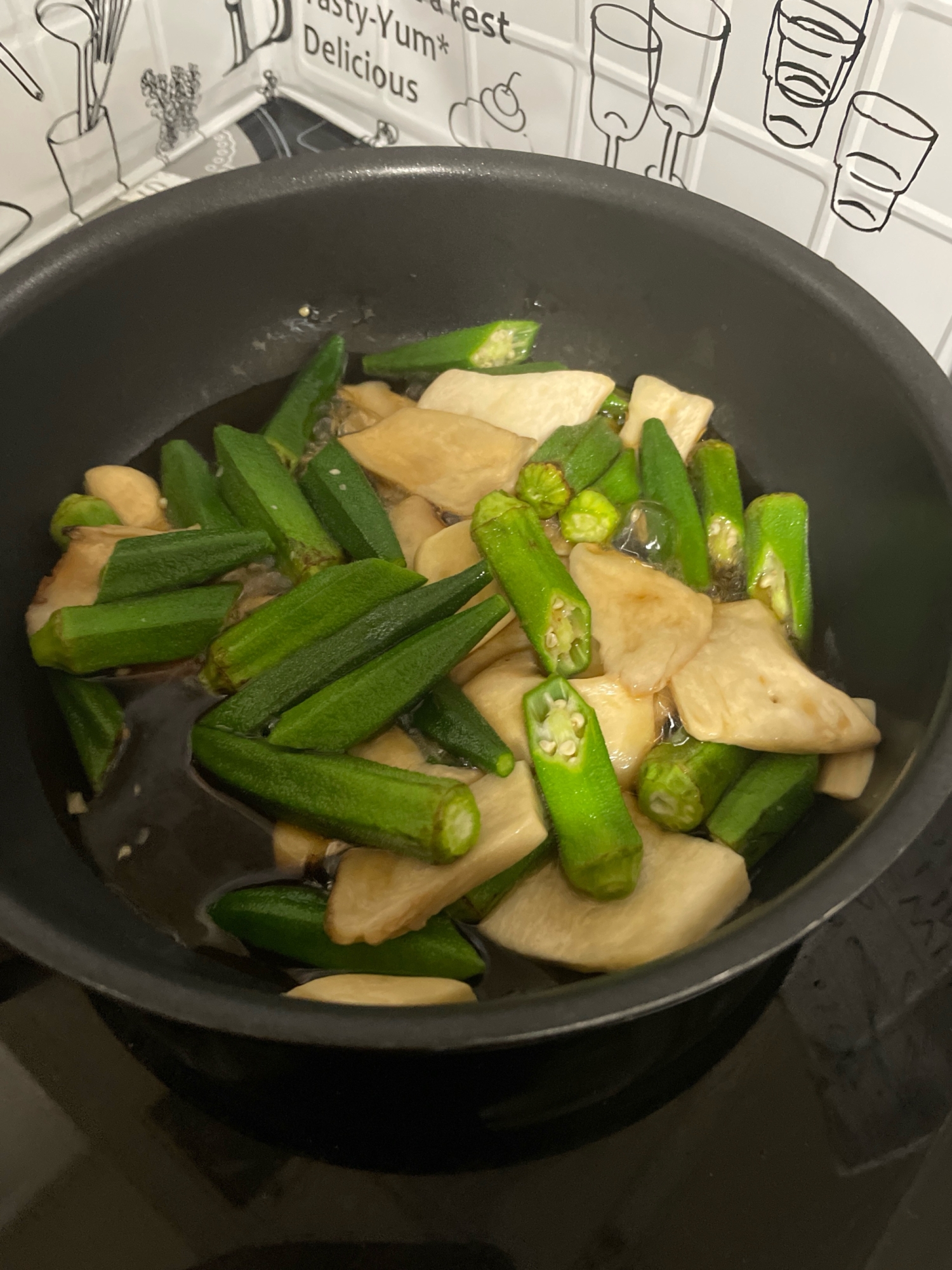 (作り置き副菜)オクラとエリンギの炒め煮(^^)