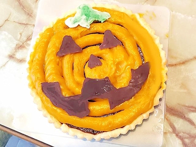 ハロウィンに！顔つき！南瓜のチョコタルト♪