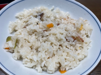 カニの炊き込みご飯