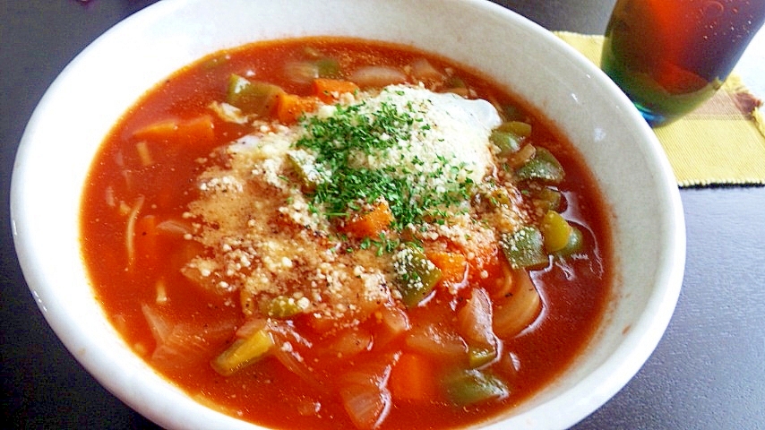 減塩でも美味☆インスタント麺でトマトラーメン