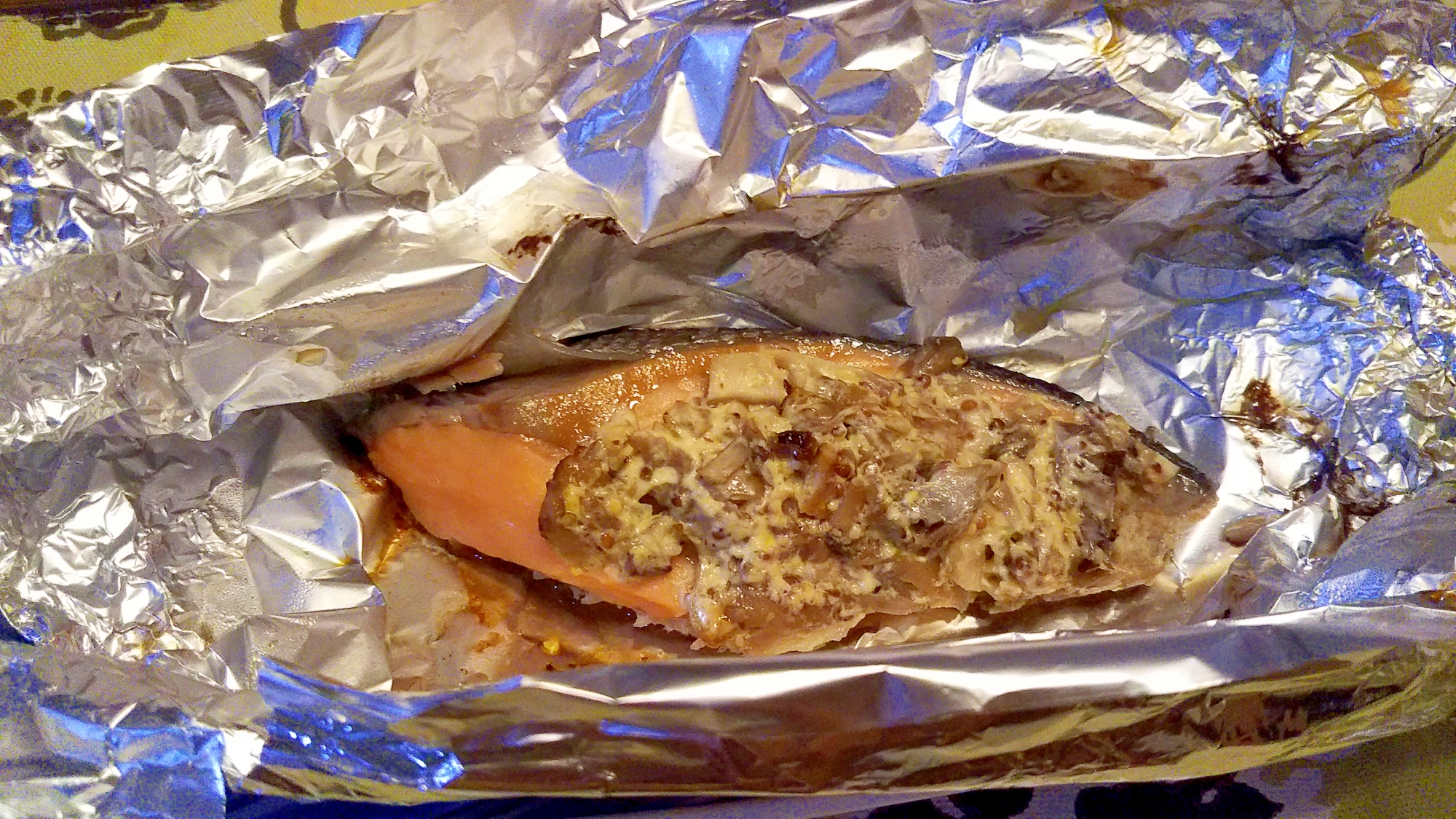 鮭の舞茸・粒ﾏｽﾀｰﾄﾞ・ﾏﾖ風味、ホイル焼き