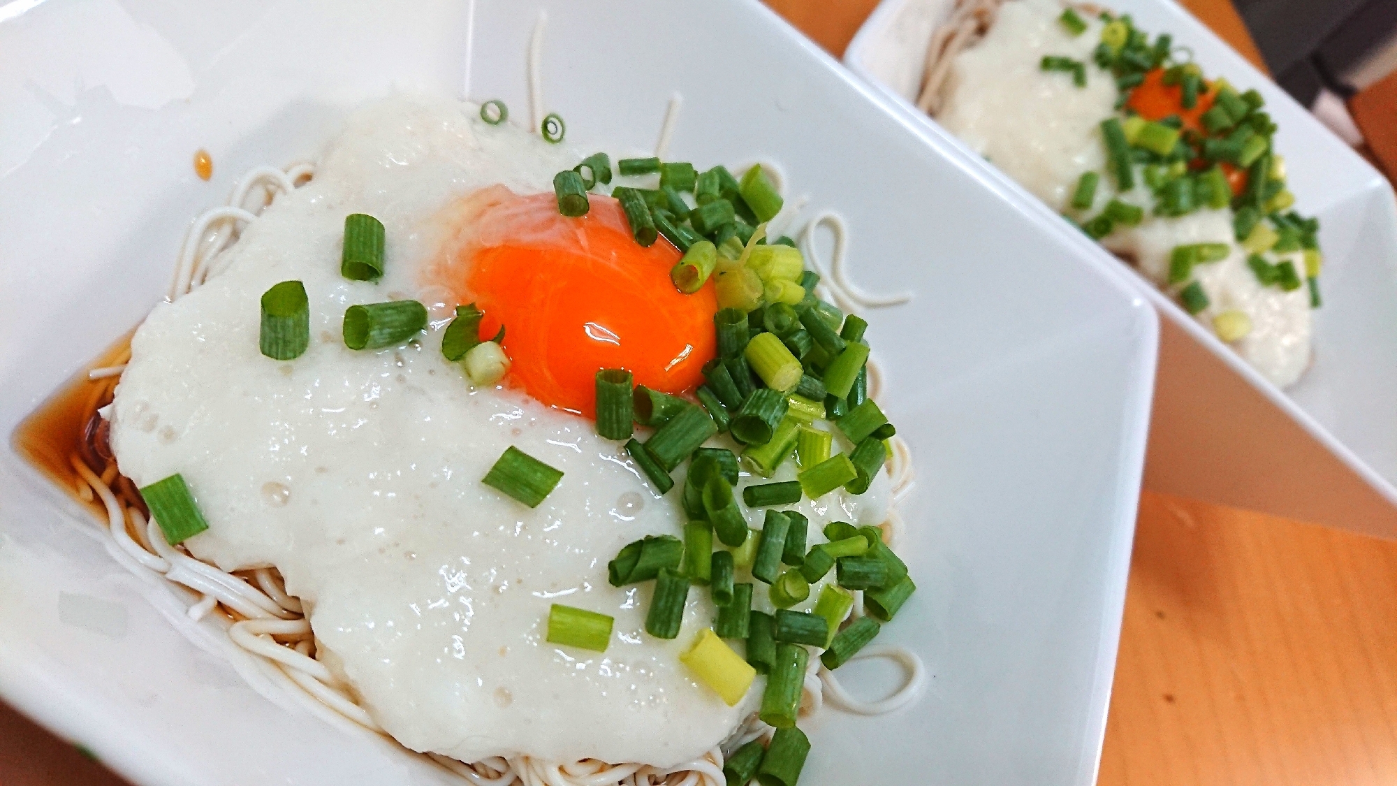 とろろ月見★ぶっかけ麺！低糖質麺を使用。