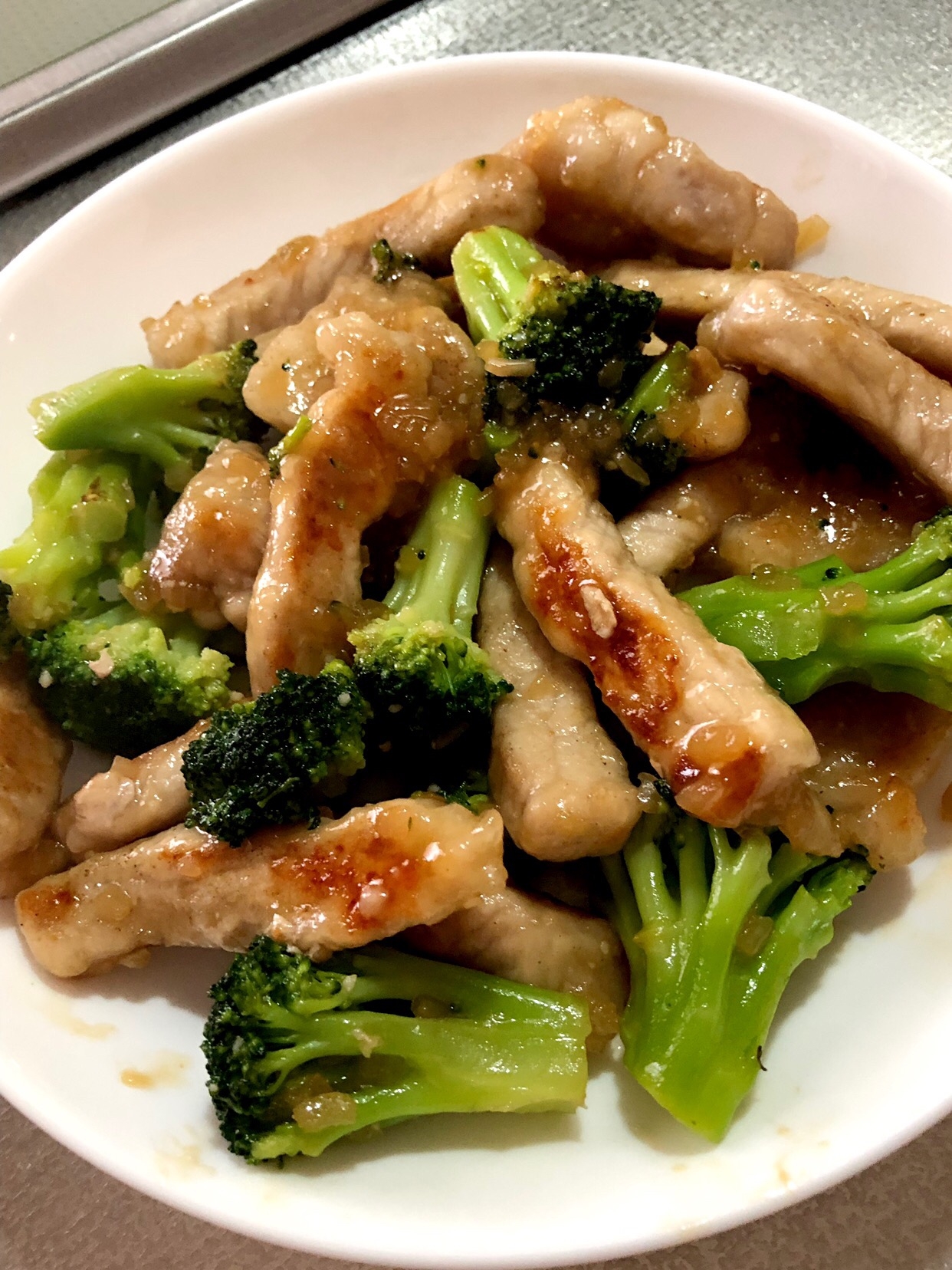 豚ロースステーキ肉とブロッコリーの炒め レシピ 作り方 By スナックあられ 楽天レシピ 豚ロースステーキ肉とブロッコリーの炒め レシピ 作り方 By スナックあられ 楽天レシピ