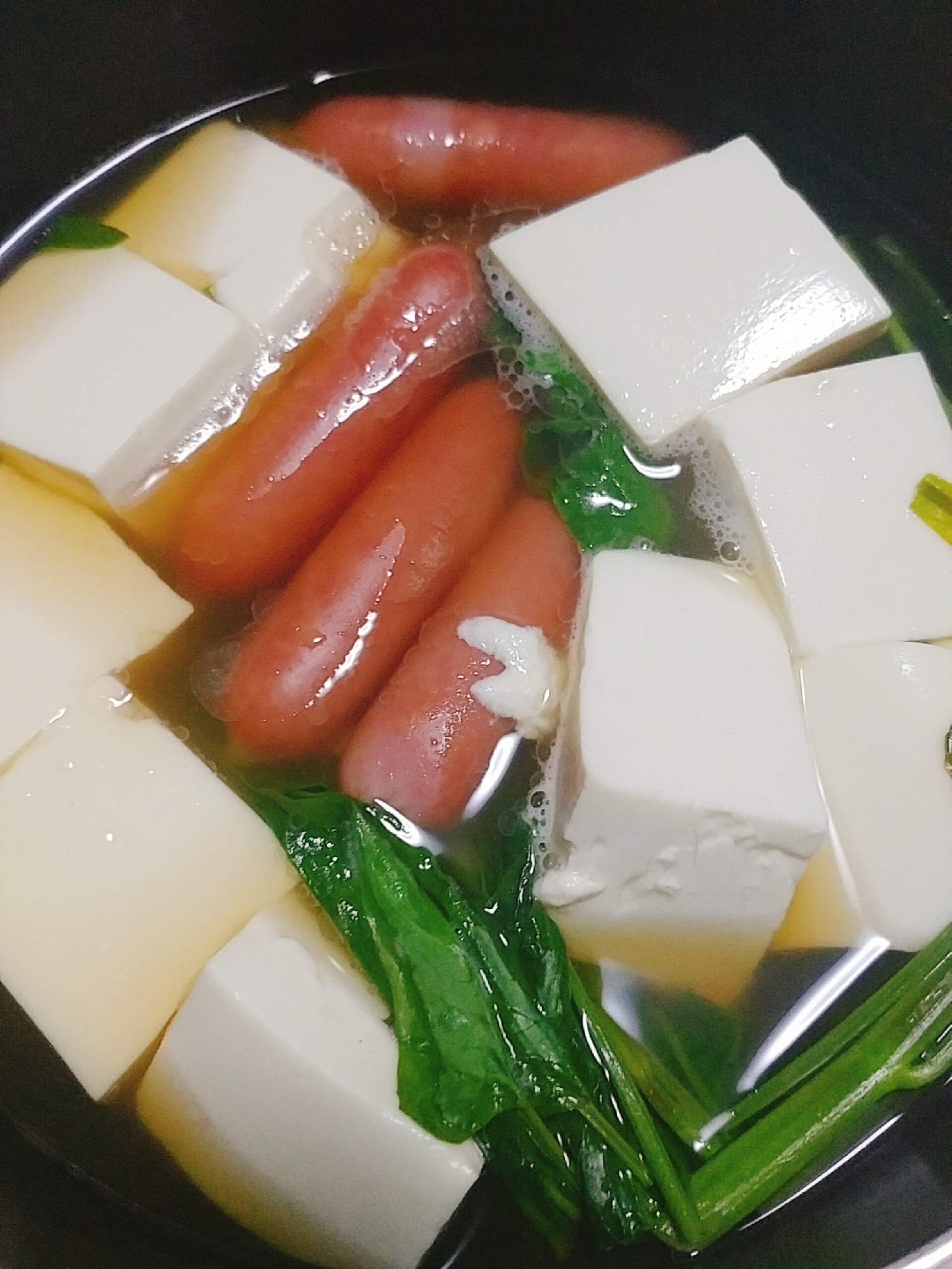 絹ごし豆腐　ウインナー　空芯菜のシャンタンスープ