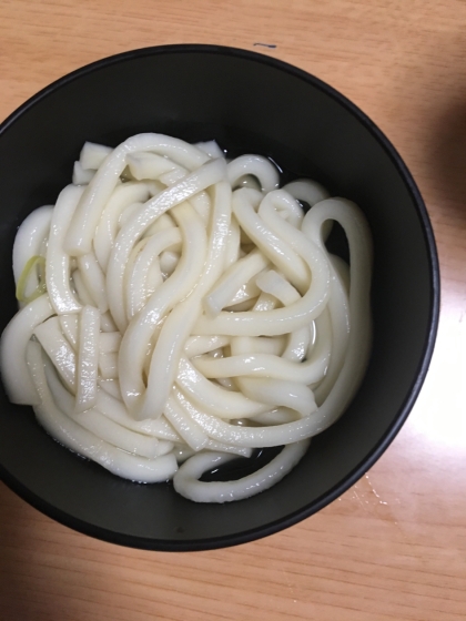 だしが利いた　うどんつゆ