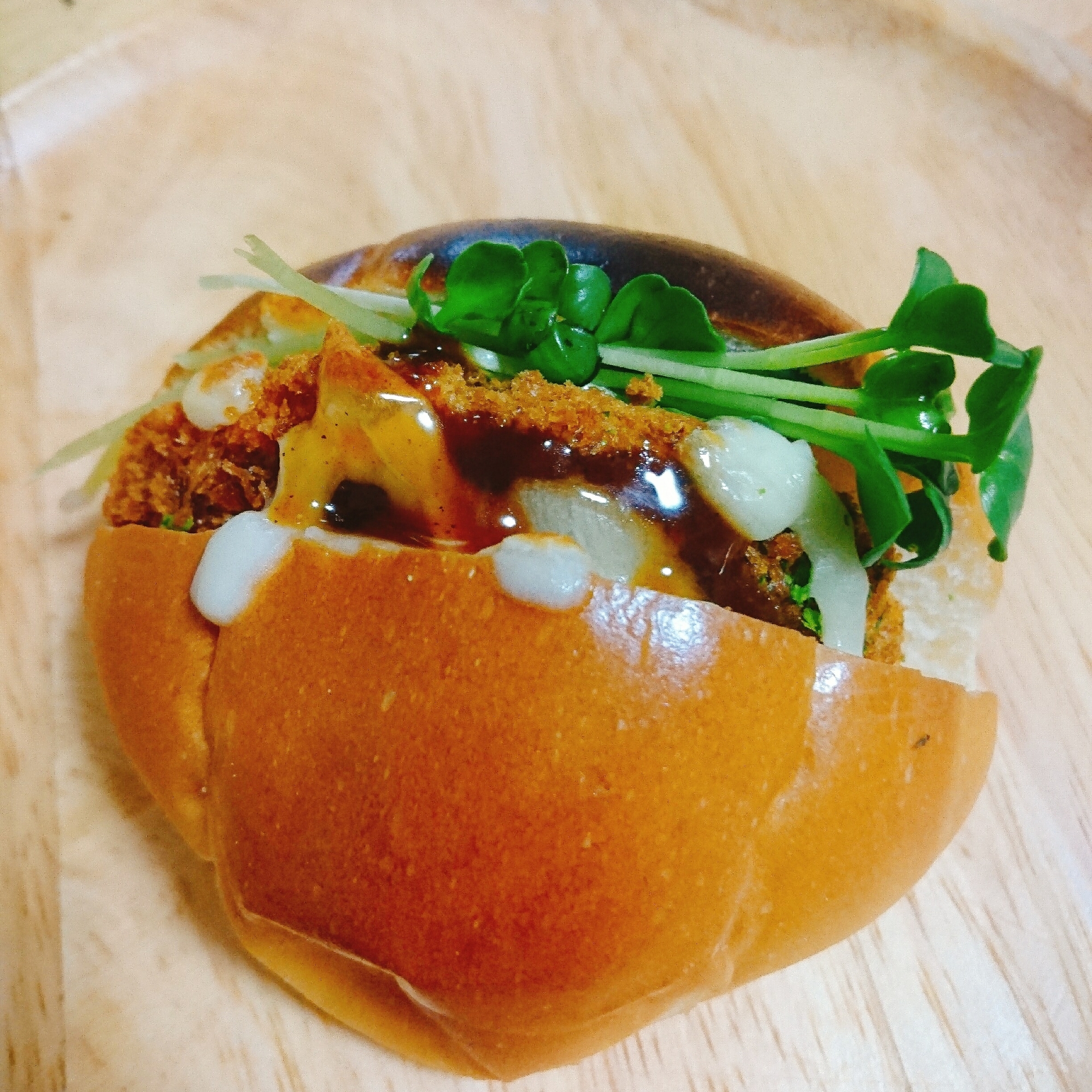 メンチカツとかいわれのチーズロールパンサンド レシピ 作り方 By やっすん 楽天レシピ メンチカツとかいわれのチーズロールパンサンド レシピ 作り方 By やっすん 楽天レシピ