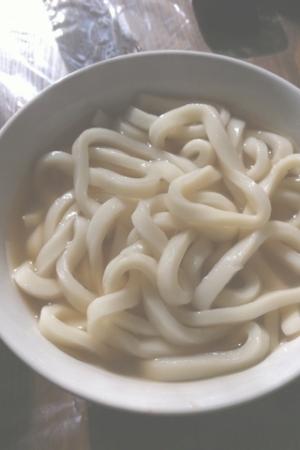 【超簡単】関西風　素うどん【２ステップ】