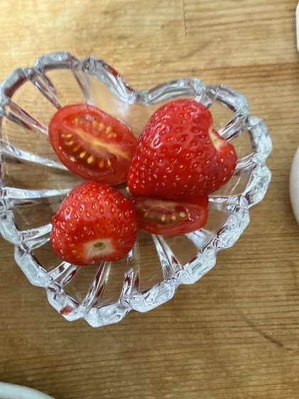 いちごフルーツトマト♪赤い甘いマリネ