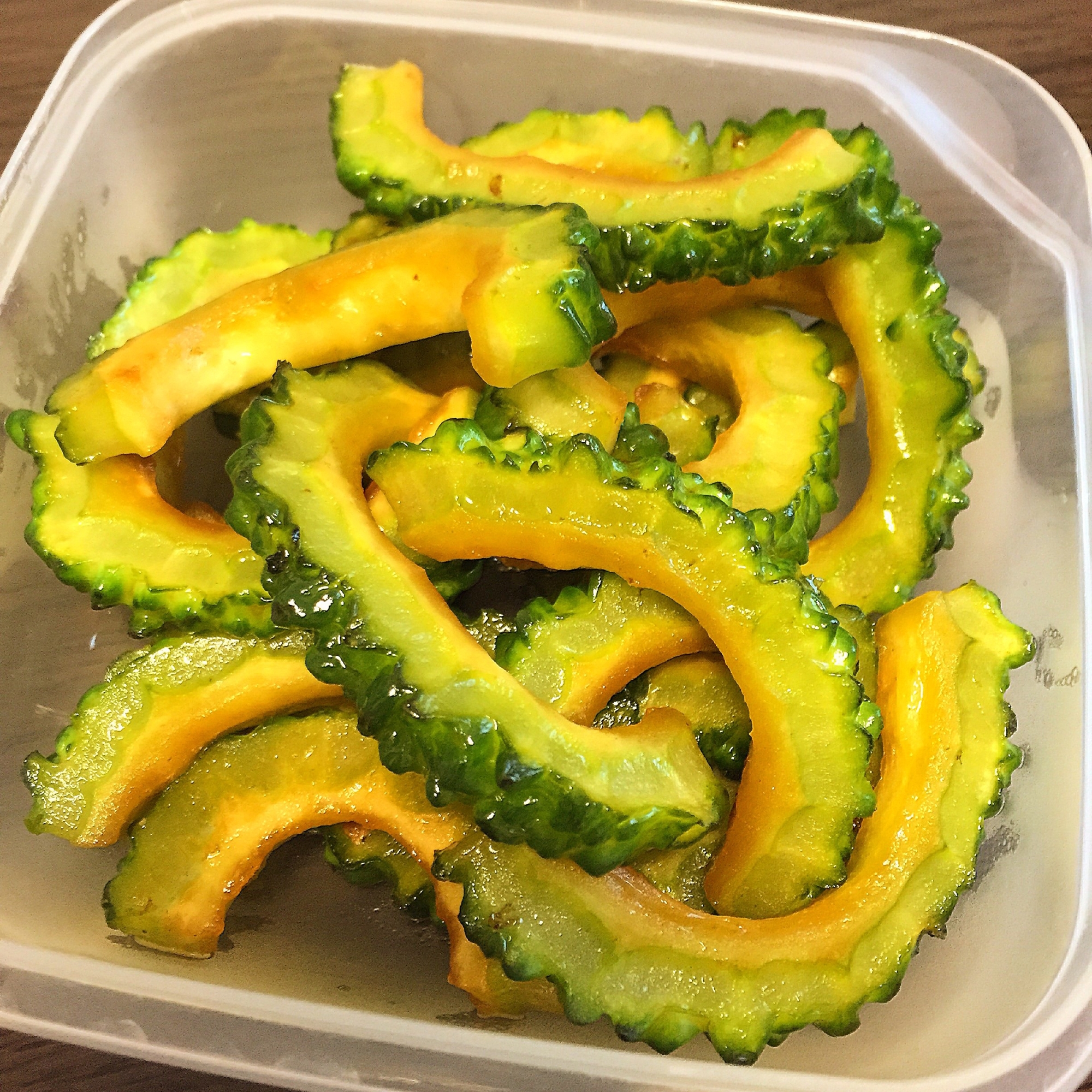 たくさん作っておいて便利*作り置きゴーヤ