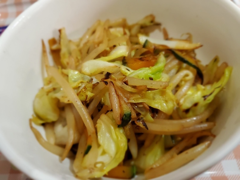 キャベツ モヤシ カボチャの野菜炒め(添え野菜)