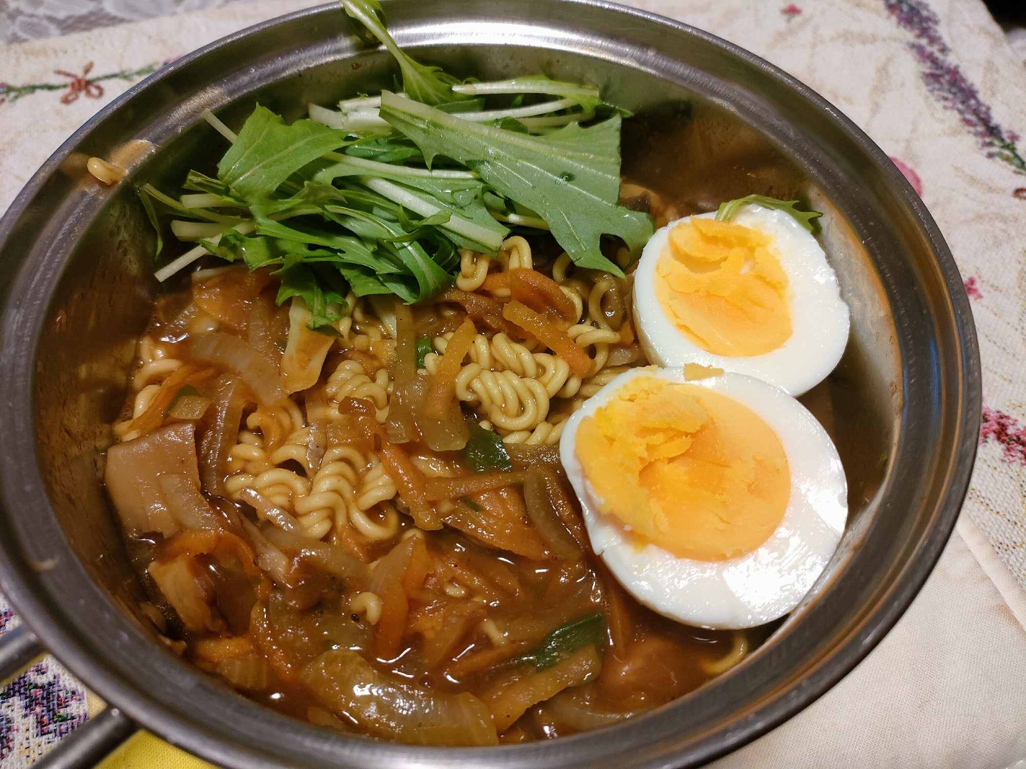 煮込みカレーラーメン