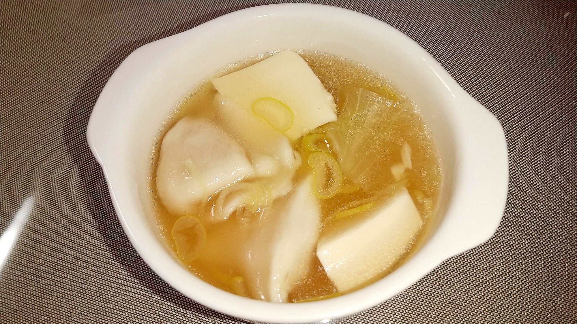 水餃子と豆腐の中華スープ＋＋