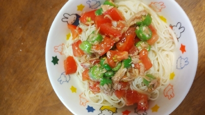 トマトとオクラのツナ和えそうめん