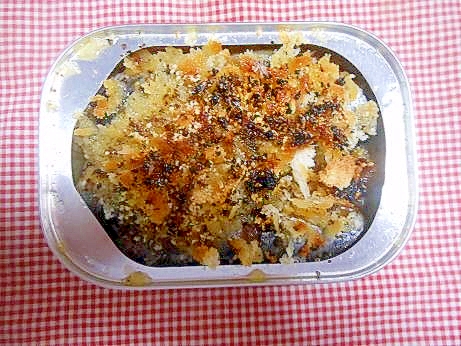 オイルサーディンのハーブパン粉焼き