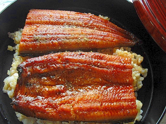 うな重 スーパー特売うなぎを専門店に負けない味に!