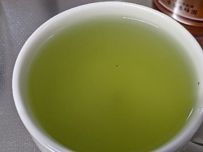 意外とおいしぃ！はちみつレモン緑茶