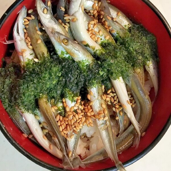 ポン酢で味わう いかなご かますご 丼 レシピ 作り方 By こざかなアーモンド 楽天レシピ ポン酢で味わう いかなご かますご 丼 レシピ 作り方 By こざかなアーモンド 楽天レシピ