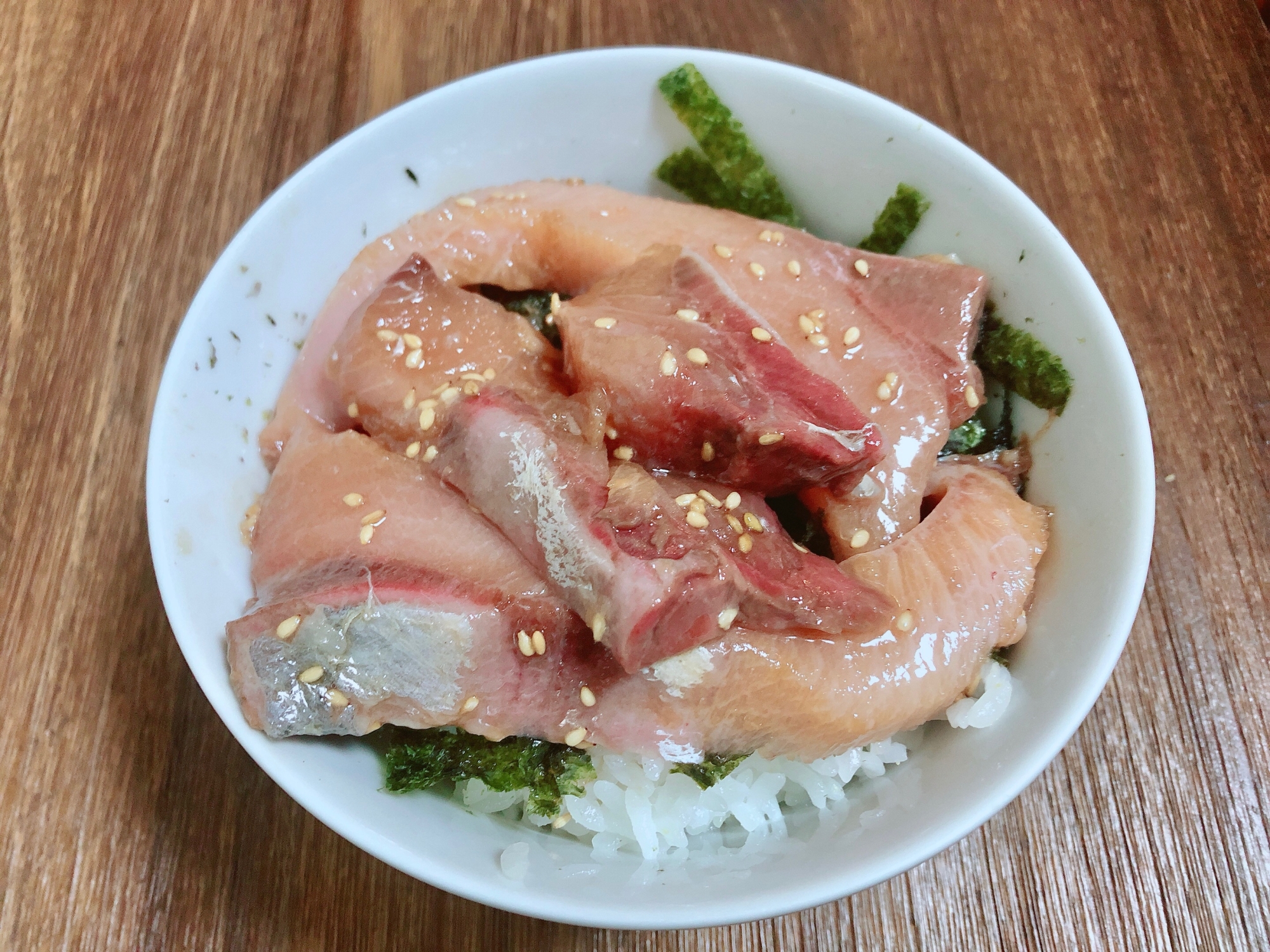 ハマチの漬け丼