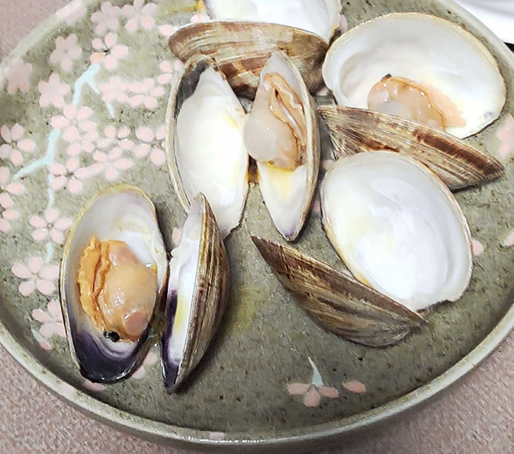 ホンビノス貝のバター焼き