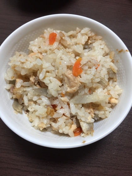 さけ缶で簡単 鮭炊き込みご飯 レシピ 作り方 By Rabbitkix 楽天レシピ さけ缶で簡単 鮭炊き込みご飯 レシピ 作り方 By Rabbitkix 楽天レシピ