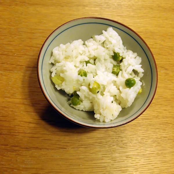 さやごと炊く うすいえんどう豆ご飯 レシピ 作り方 By Amnos73 楽天レシピ さやごと炊く うすいえんどう豆ご飯 レシピ 作り方 By Amnos73 楽天レシピ