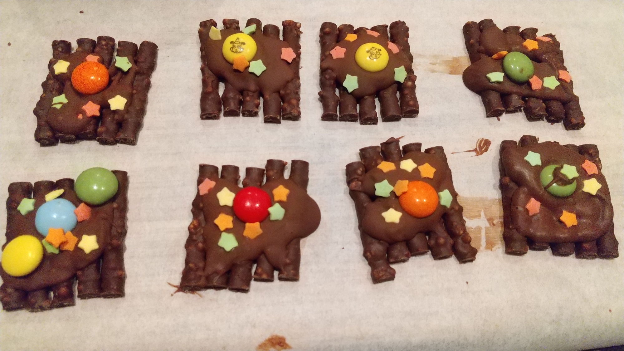 子どもと一緒に 既製品を使って簡単友チョコ レシピ 作り方 By まつごろう 楽天レシピ