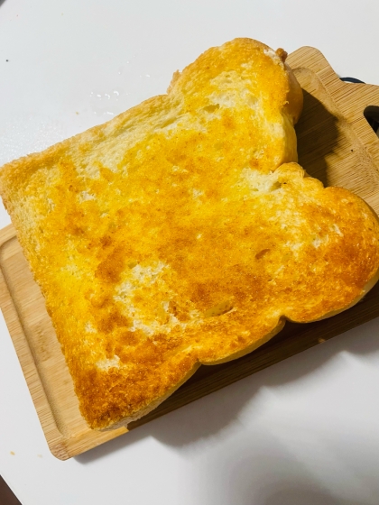 じゅわっと美味しいバターシュガートースト