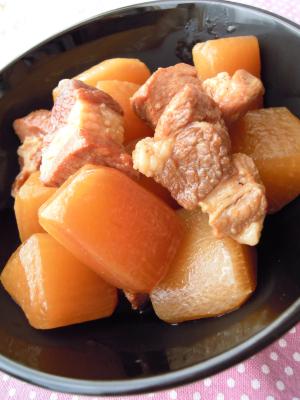 保温鍋で作る豚肉と大根の煮物