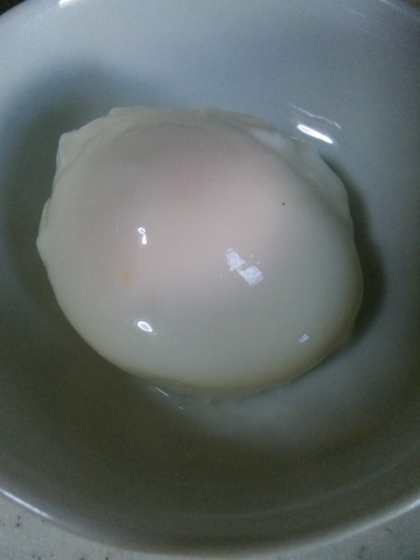 おぉ～！温泉卵がこんなにお手軽に！
ちょっと固すぎましたが、レンジの時間調整してみてトロトロ温玉目指します！
ご馳走様でした☆