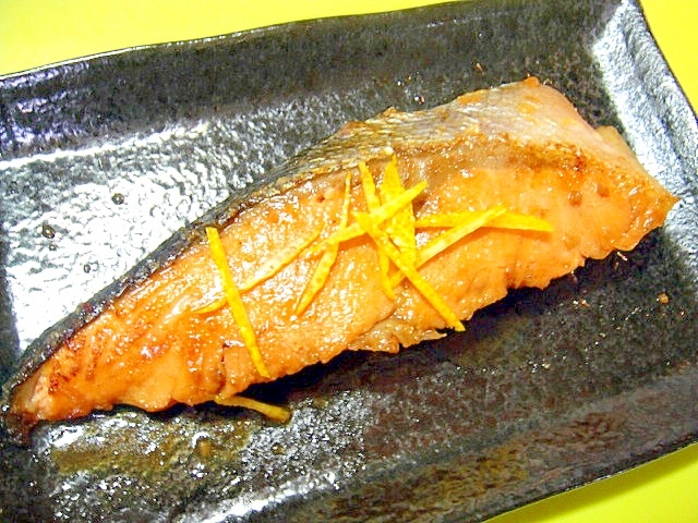 柚子風味☆鮭の醤油麹焼き
