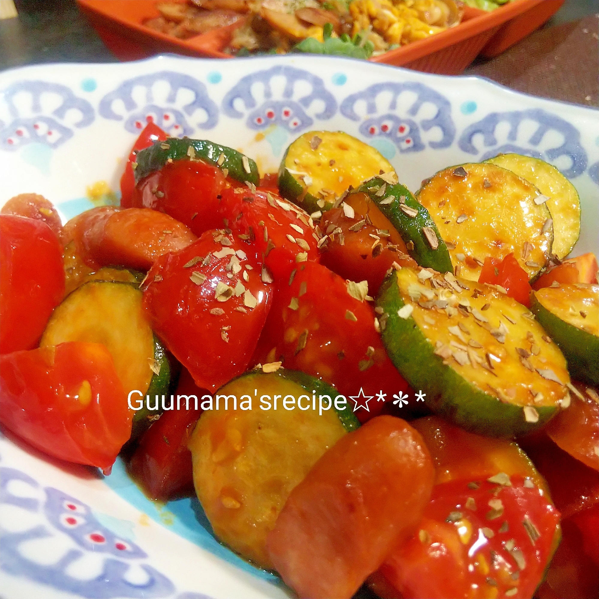 相性抜群♡ズッキーニとソーセージのトマト炒め