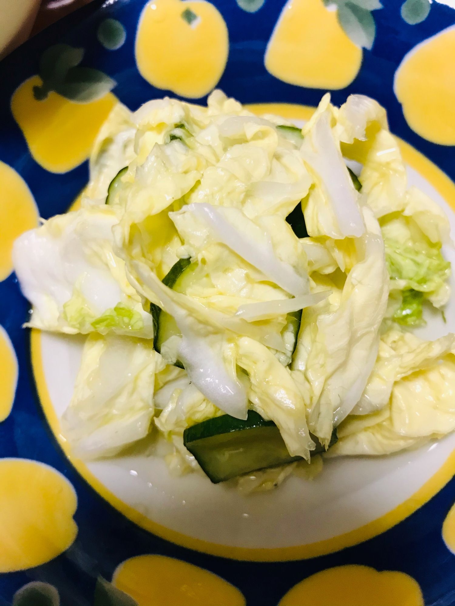白菜ときゅうりのレモン汁風味