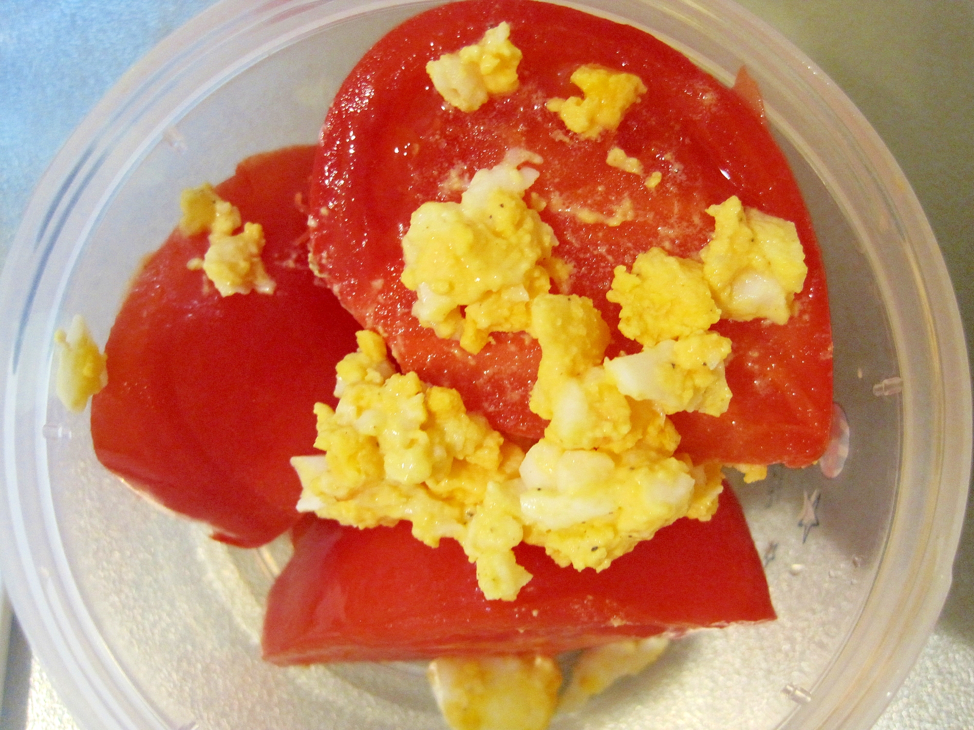 トマトと卵のサラダ