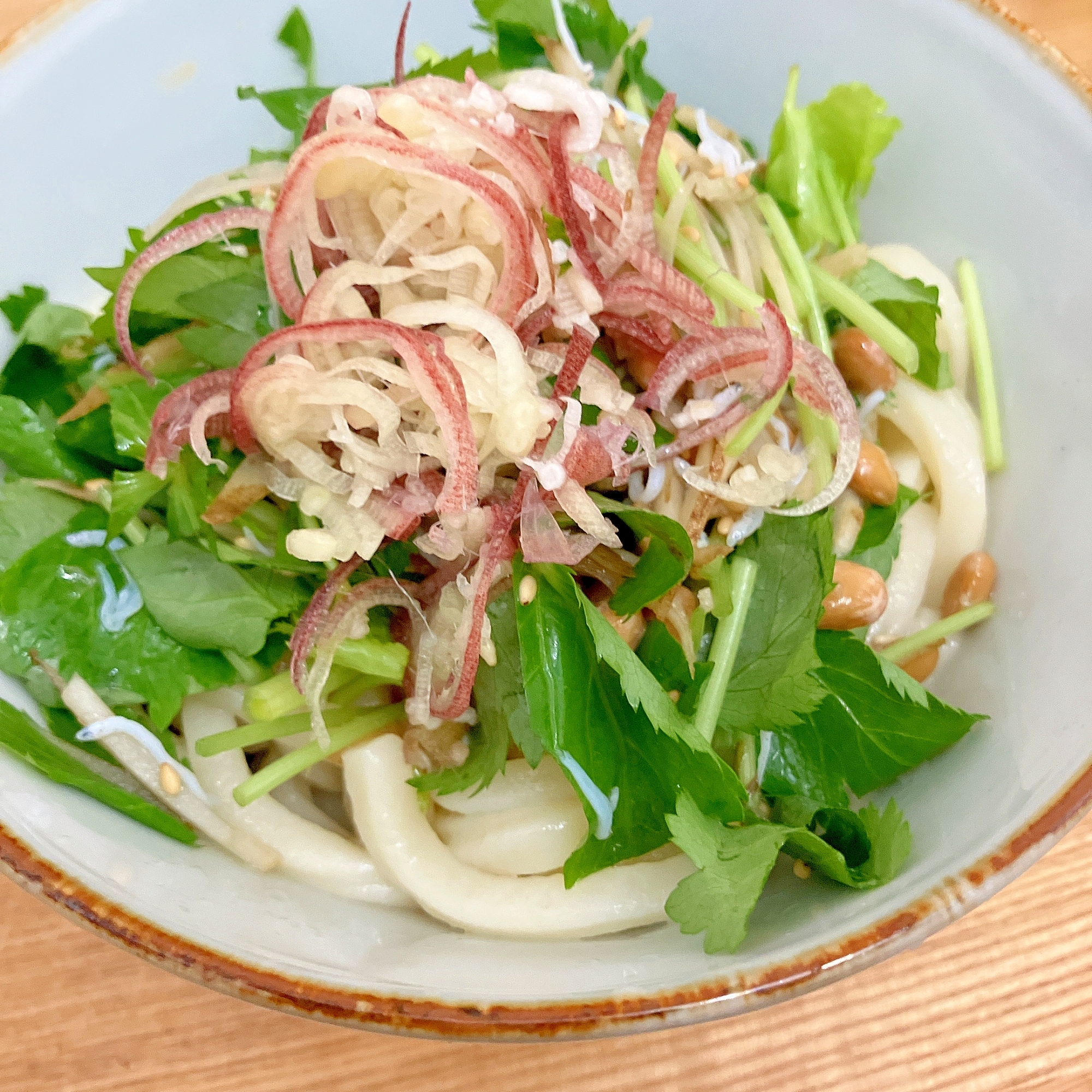 梅風味★三つ葉としらすの納豆あえ麺