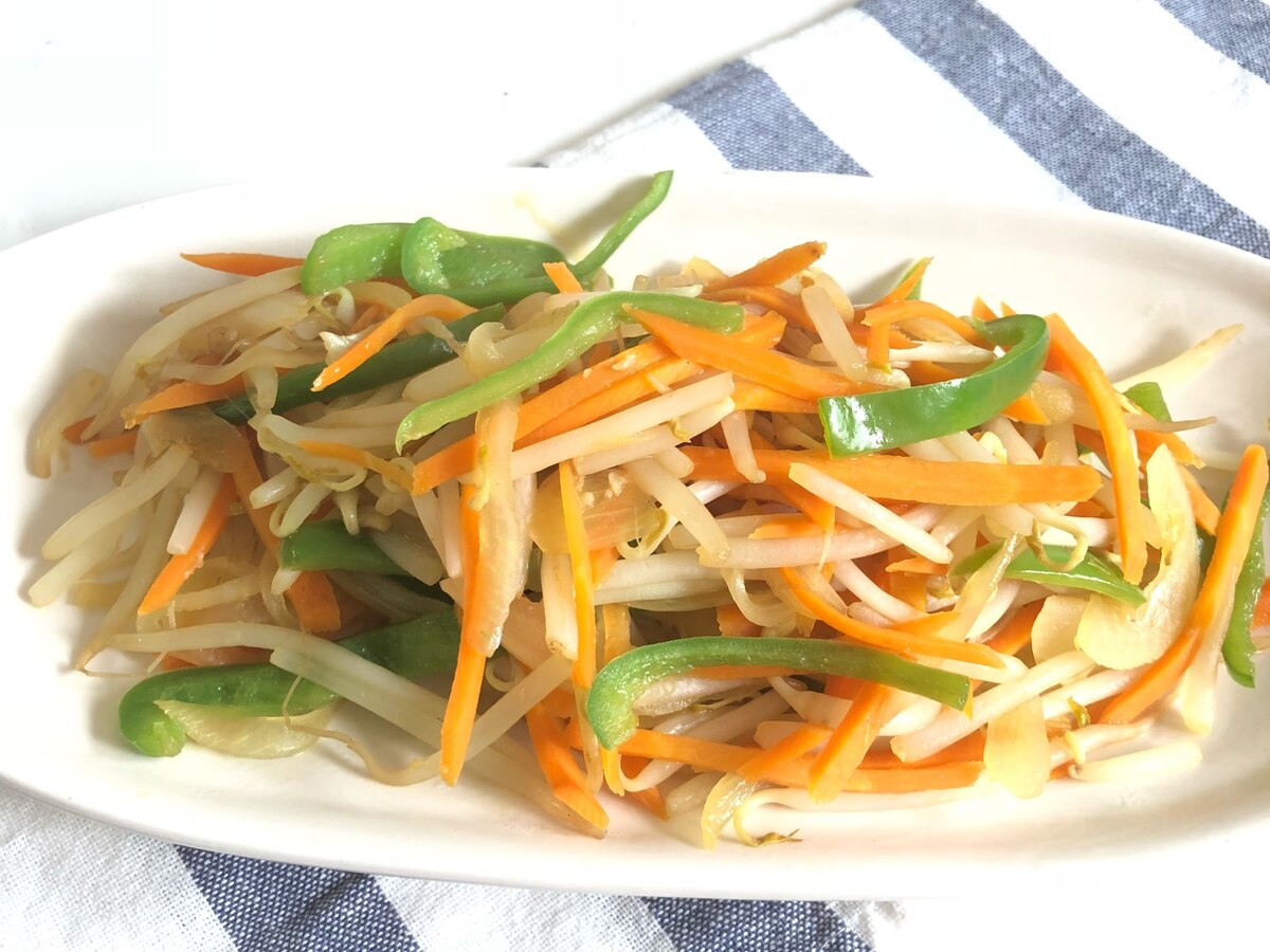 もやしと人参とピーマンのコンソメ炒め レシピ 作り方 By まかろん 楽天レシピ もやしと人参とピーマンのコンソメ炒め レシピ 作り方 By まかろん 楽天レシピ